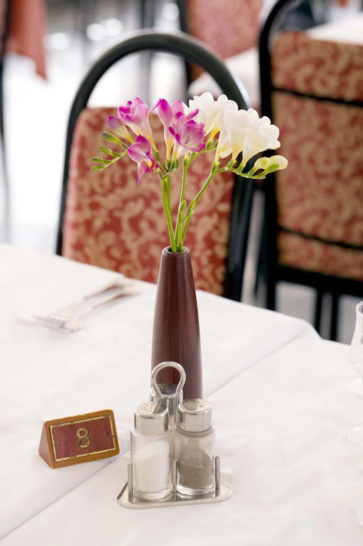 Aries Hotel Lesa Luaran gambar